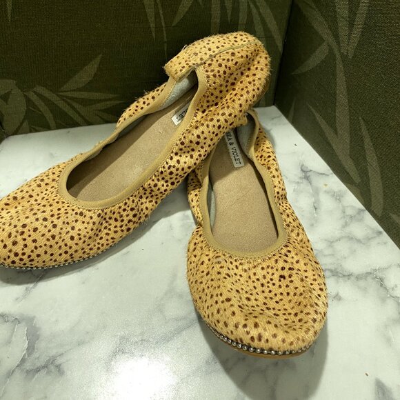 EUC~Chelsea & Violet 'Ruby' Leopard Calf Hair Ballet Flat~8 - Picture 2 of 15